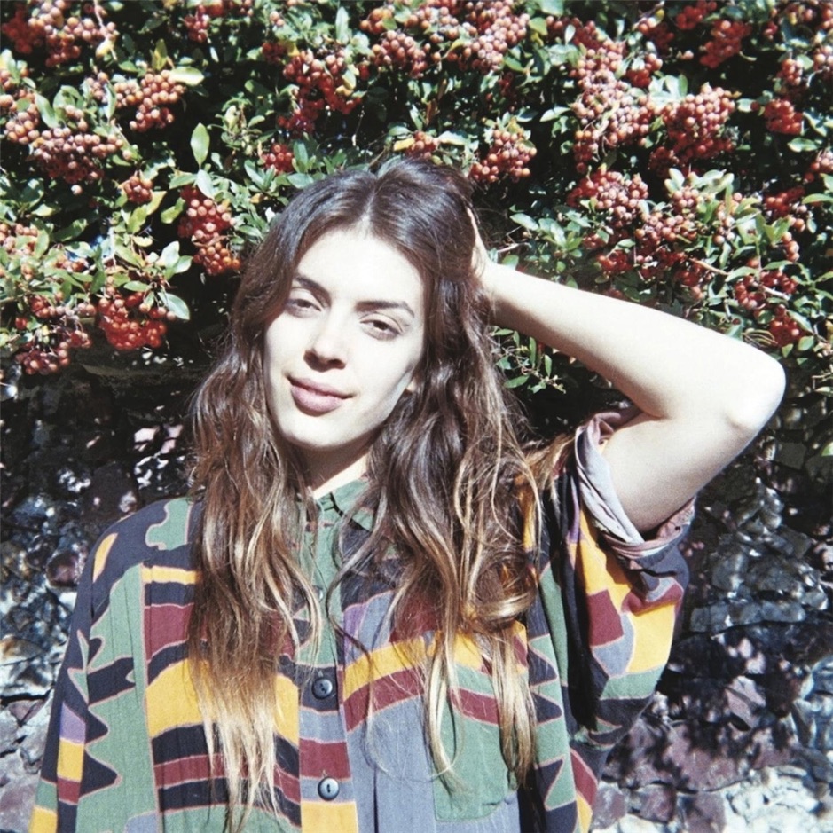 Julie Byrne - Rooms With Walls and Windows